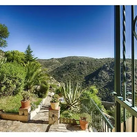 Almadrava Dream: Costa Brava Apartment Roses