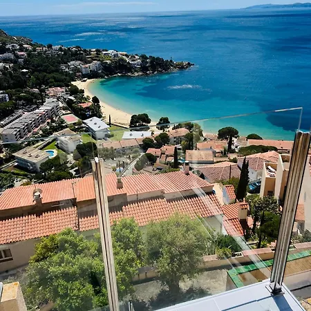 Almadrava Dream: Costa Brava Apartment Roses
