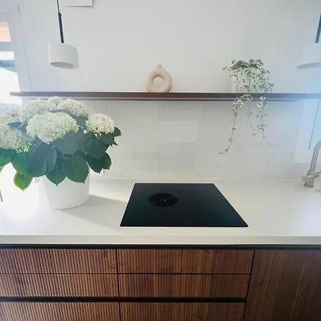 Almadrava Dream: Costa Brava Apartment *